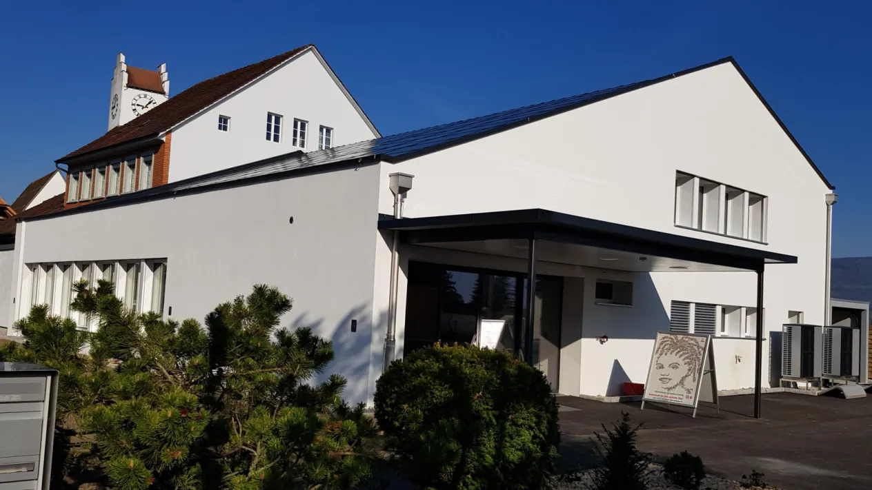Kirchgemeindehaus &mdash; 2019 neu renoviert (Foto: Andrea Schlaginhaufen)